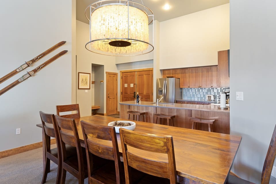Condo, 3 Bedrooms | Dining