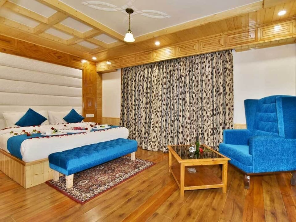 Luxury Room | Free WiFi