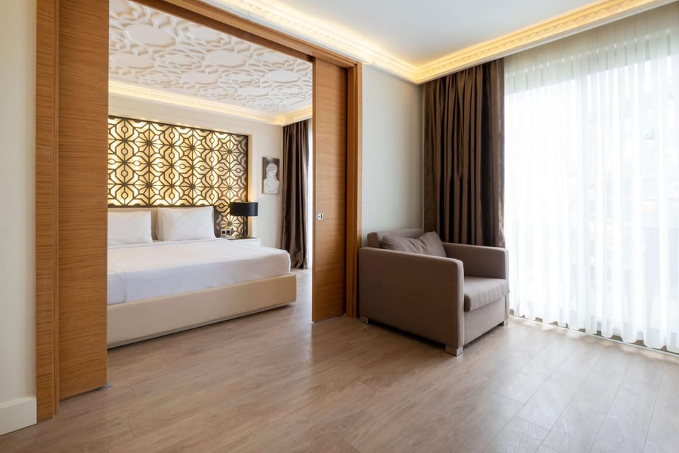 Village Poolside Room | Premium bedding, minibar (free items), in-room safe, WiFi (free)
