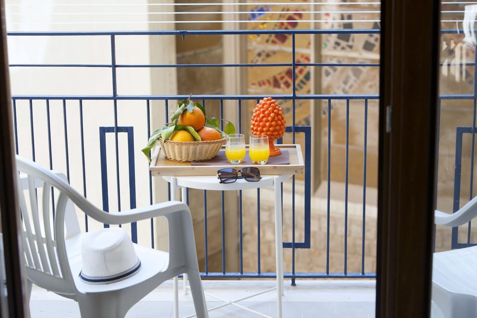 Apartment | Outdoor dining