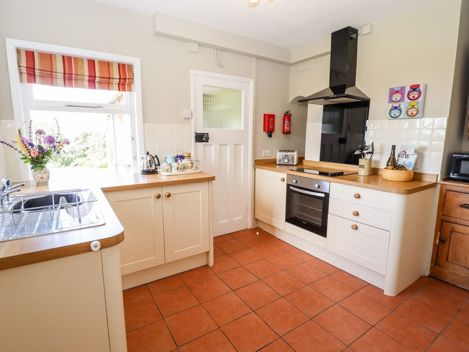 Cottage | Interior