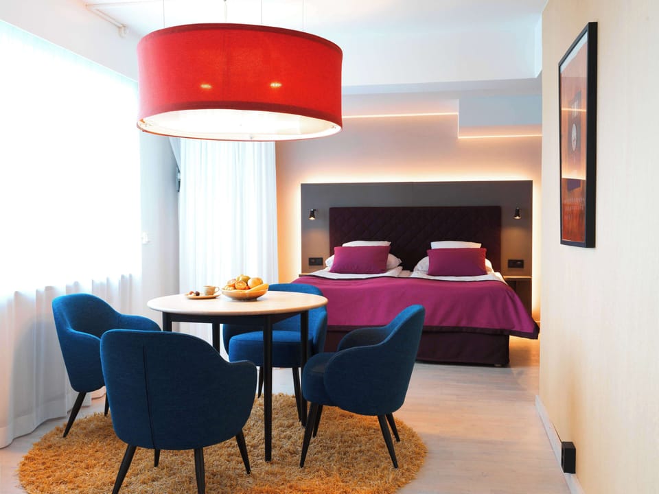 Junior Suite | Desk, free WiFi, bed sheets