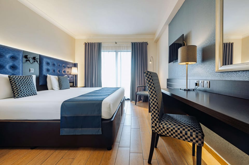 Executive Double or Twin Room, Partial Sea View | In-room safe, free WiFi, bed sheets, wheelchair access