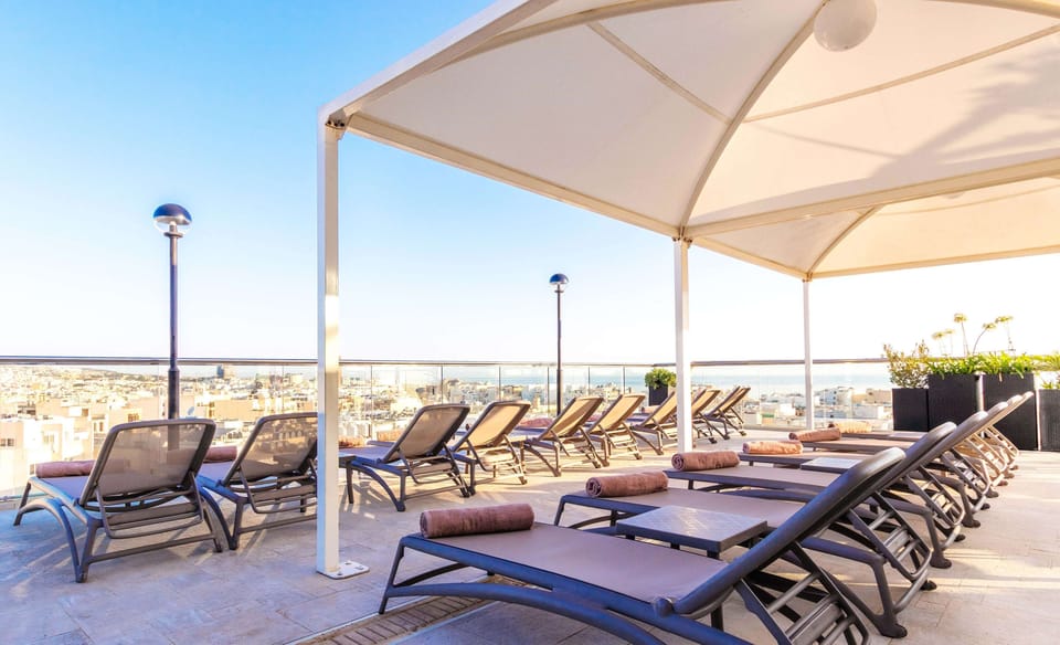 Indoor pool, outdoor pool, sun loungers