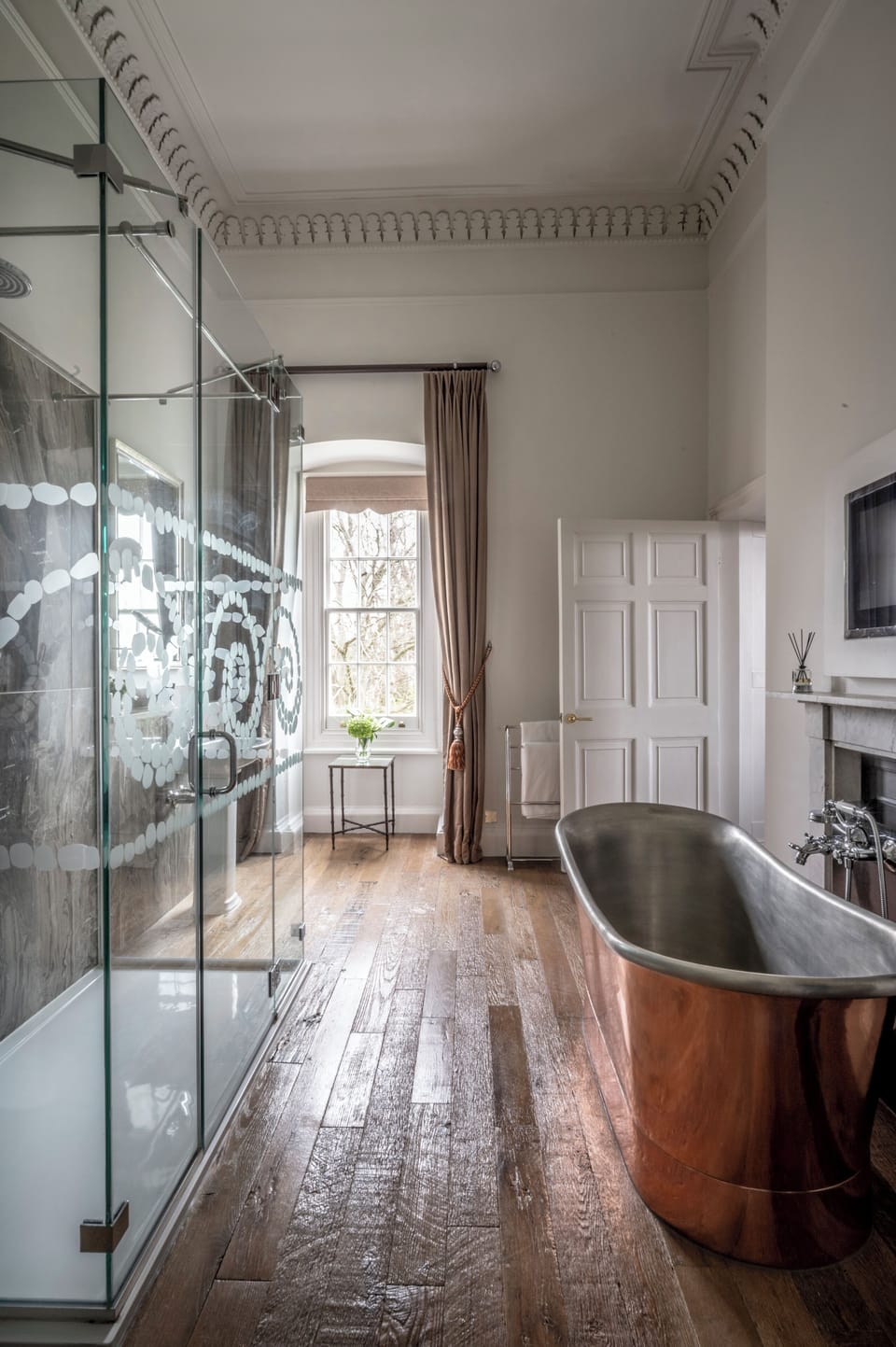 Feature King Bedded Room in Historic Mansion House | Bathroom | Designer toiletries, hair dryer, bathrobes, slippers