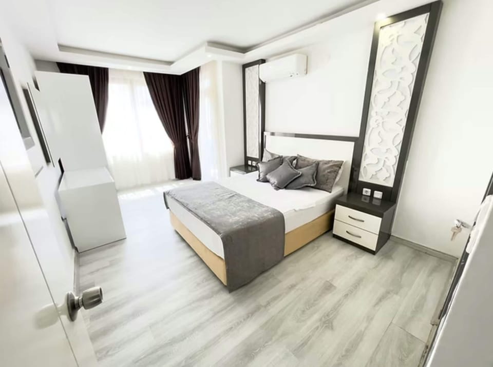 Standard Double Room | Premium bedding, free WiFi, bed sheets