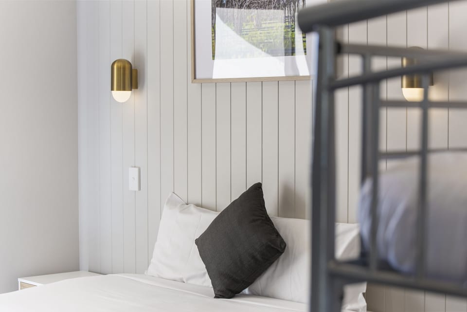 Deluxe Family | In-room safe, desk, soundproofing, free WiFi