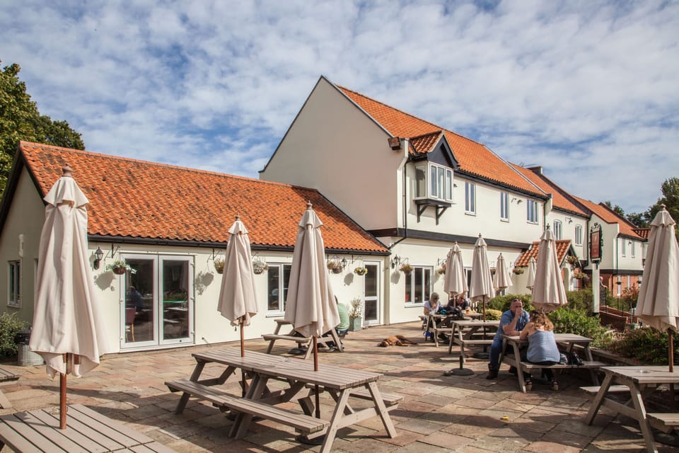 Wayford Bridge Inn Hotel in Broadland District