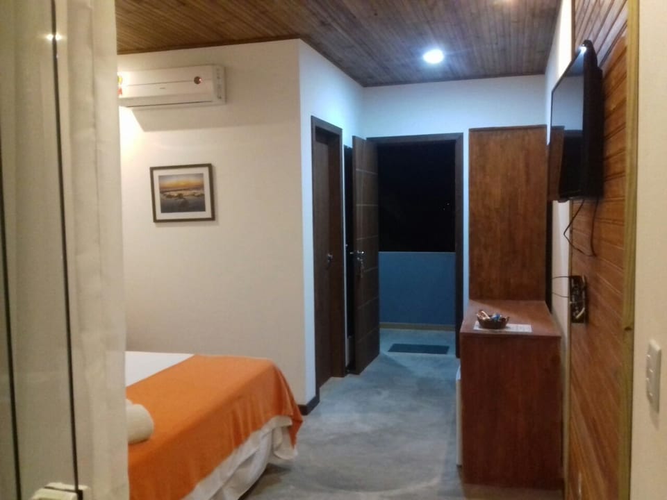 Standard Room | Minibar, free WiFi, bed sheets