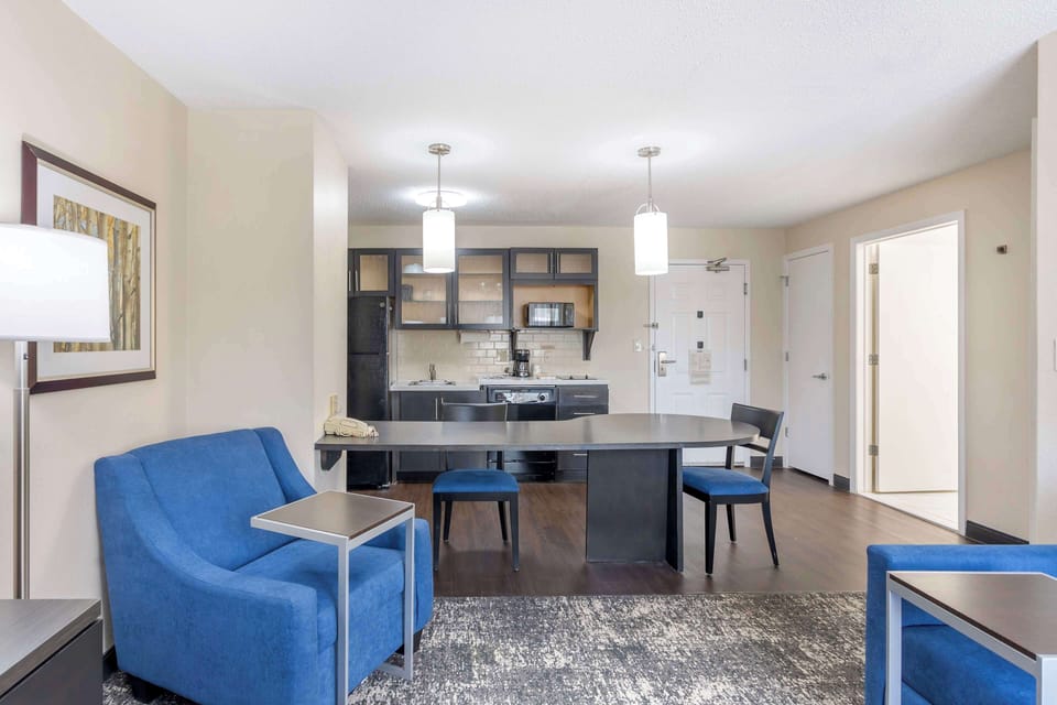 Suite, 1 Queen Bed, Accessible, Kitchen (with Sofabed; Full Kitchen) | Premium bedding, memory foam beds, in-room safe, desk
