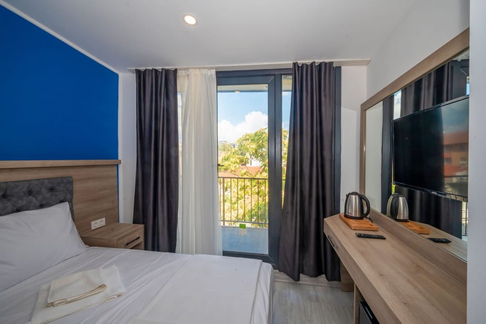 Premium bedding, minibar, in-room safe, desk