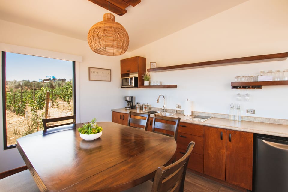Luxury Room | Minibar, blackout drapes, iron/ironing board, free WiFi
