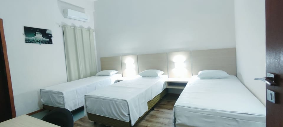 Traditional Triple Room | Desk, WiFi (free)