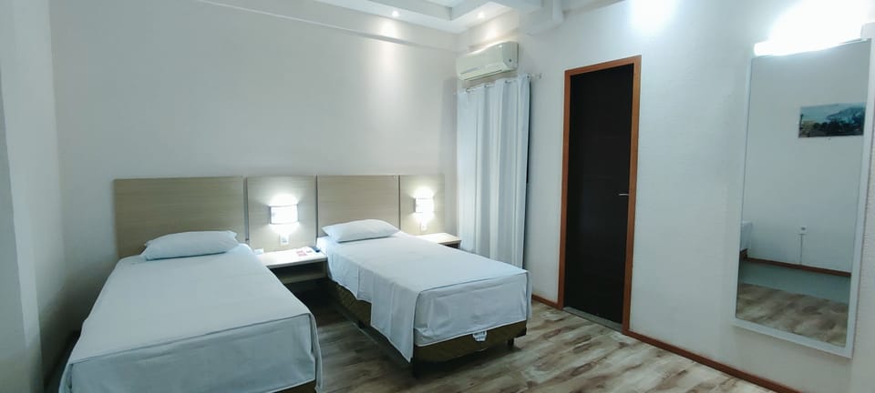 Traditional Twin Room | Desk, WiFi (free)
