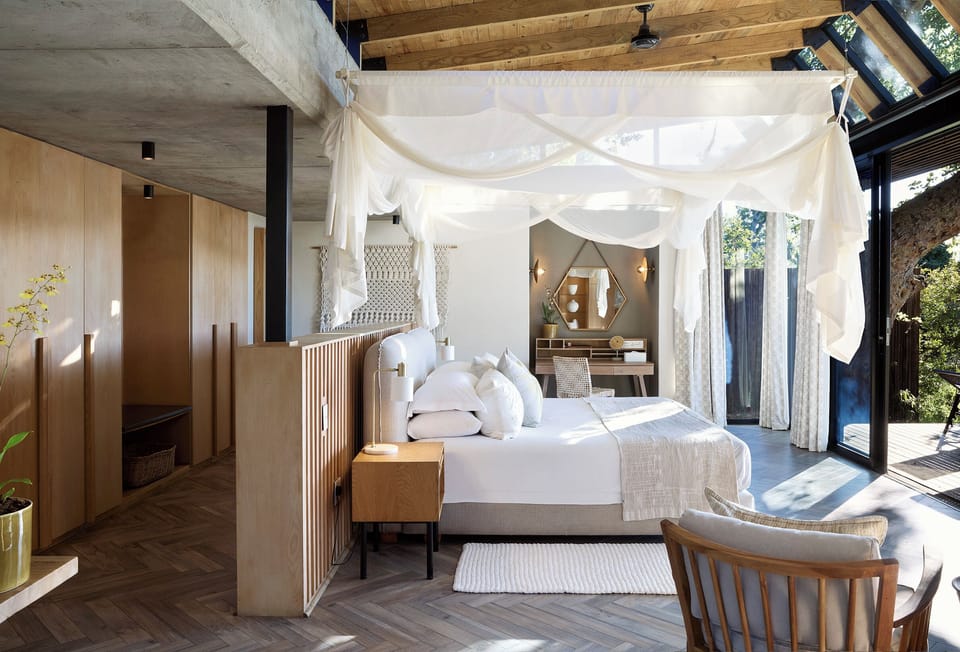 River Suite | Premium bedding, minibar, in-room safe, desk