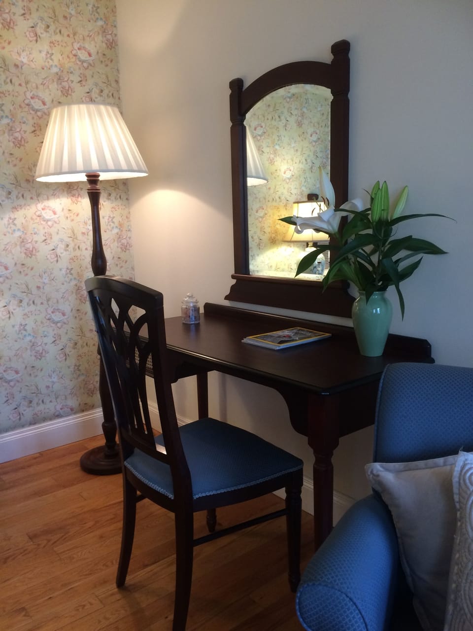 Luxury Double Room | Pillowtop beds, individually decorated, individually furnished, desk