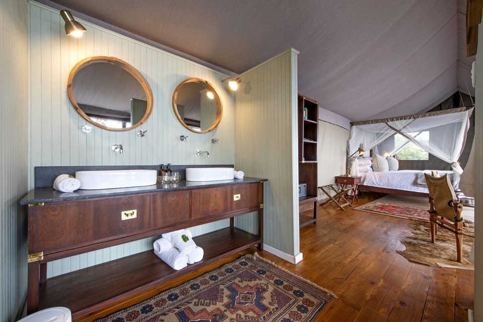 Luxury Tent | Premium bedding, in-room safe, individually decorated