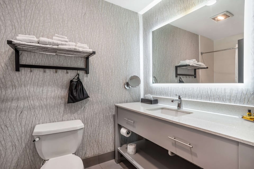 Standard Room, 2 Queen Beds, Non Smoking | Bathroom | Combined shower/tub, free toiletries, hair dryer, towels