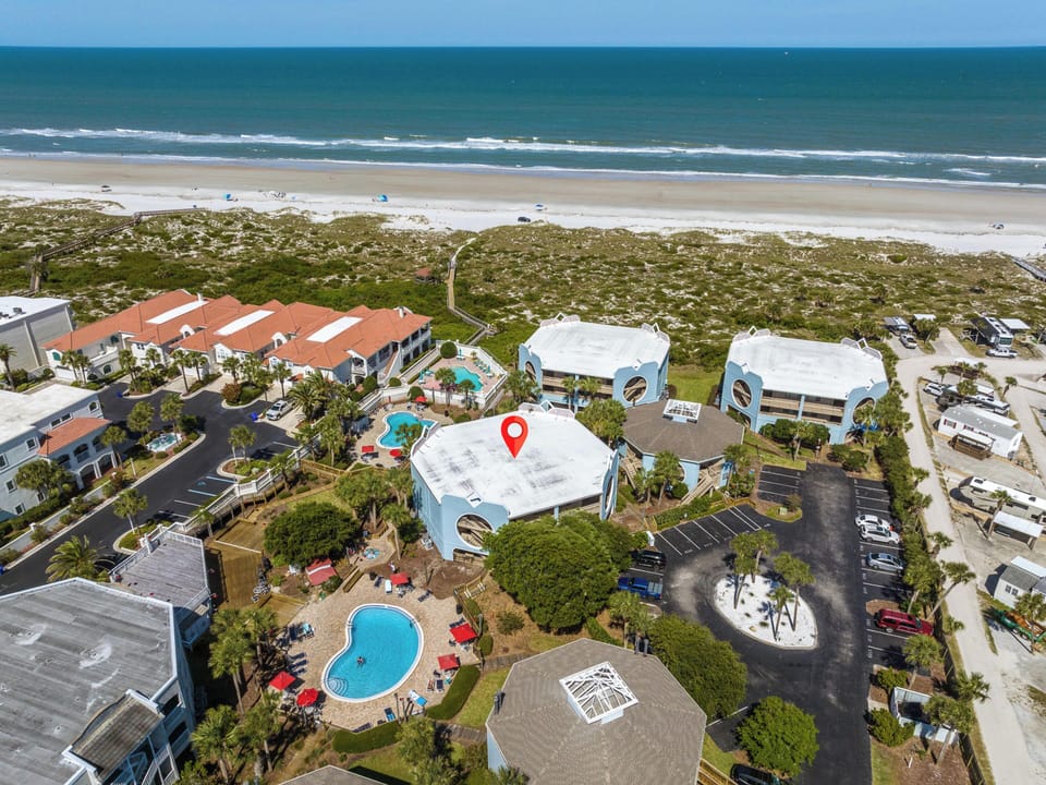 Condo (2 Bedrooms) | Property amenity