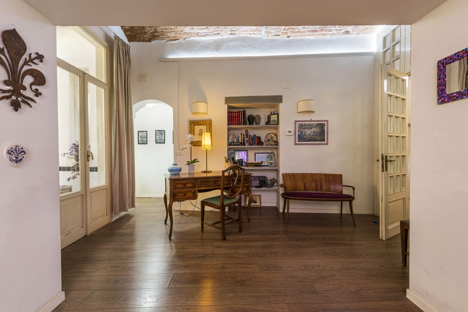 Comfort Apartment | Living area | Flat-screen TV
