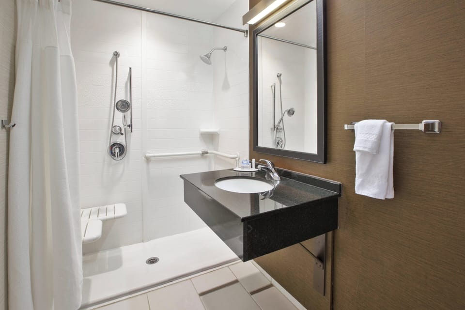 Hair dryer, towels