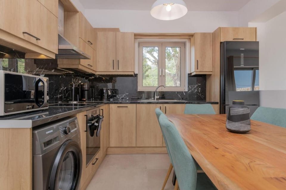 House, Smoking | 1 bedroom