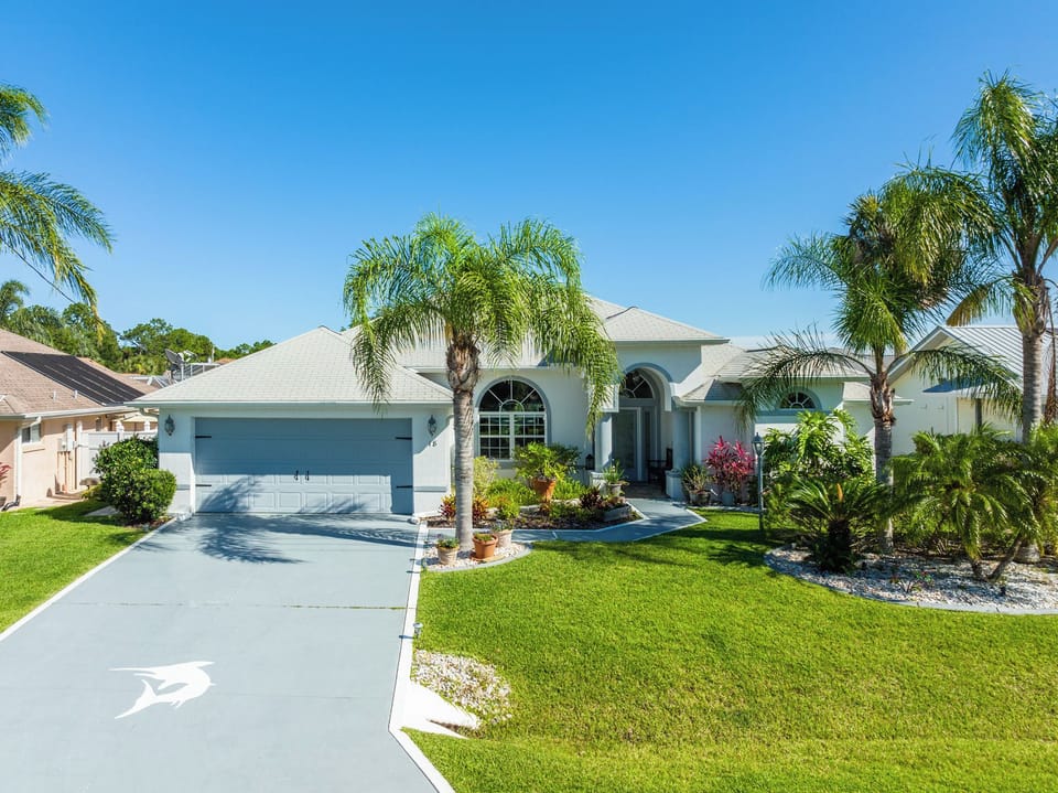 Dock Holliday by Ryson Vacation Rentals Apartment in Palm Coast