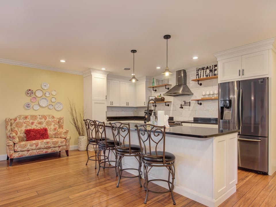 Studio (4 Bedrooms) | Property amenity