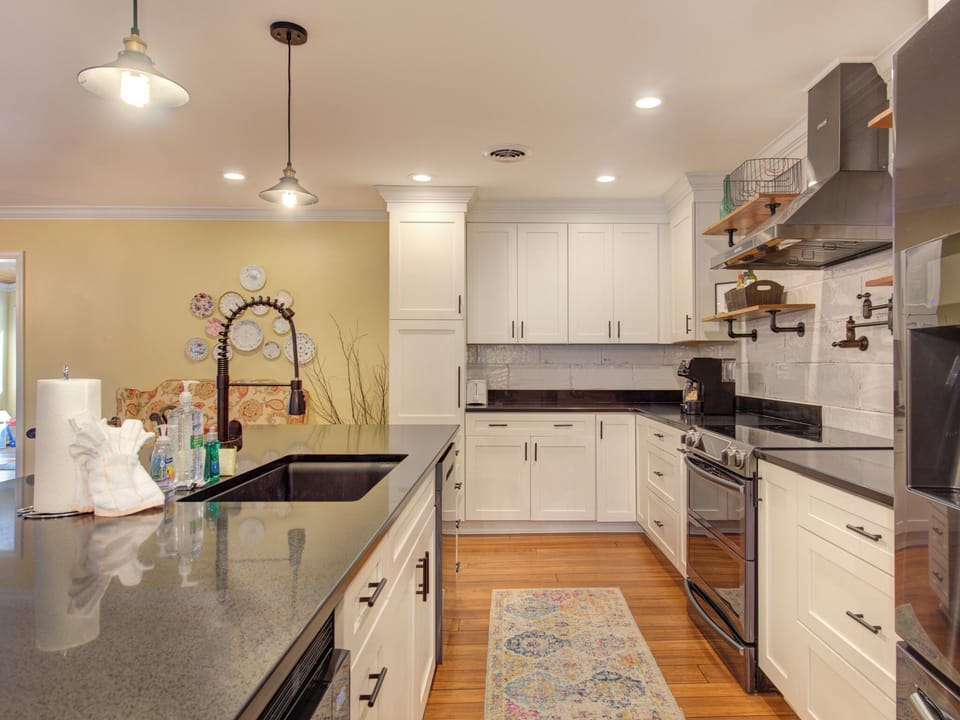 Studio (4 Bedrooms) | Property amenity