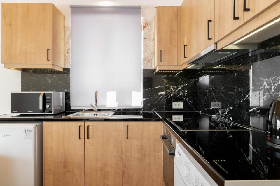 House, Smoking | 1 bedroom, soundproofing