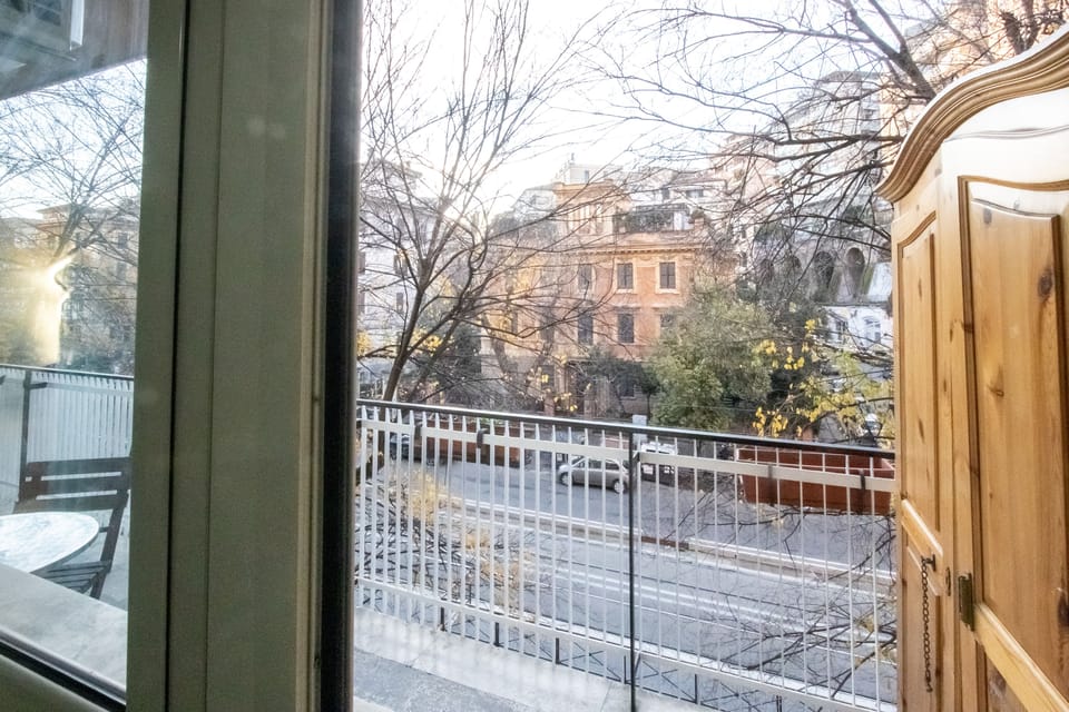 Design Double or Twin Room, Balcony | City view