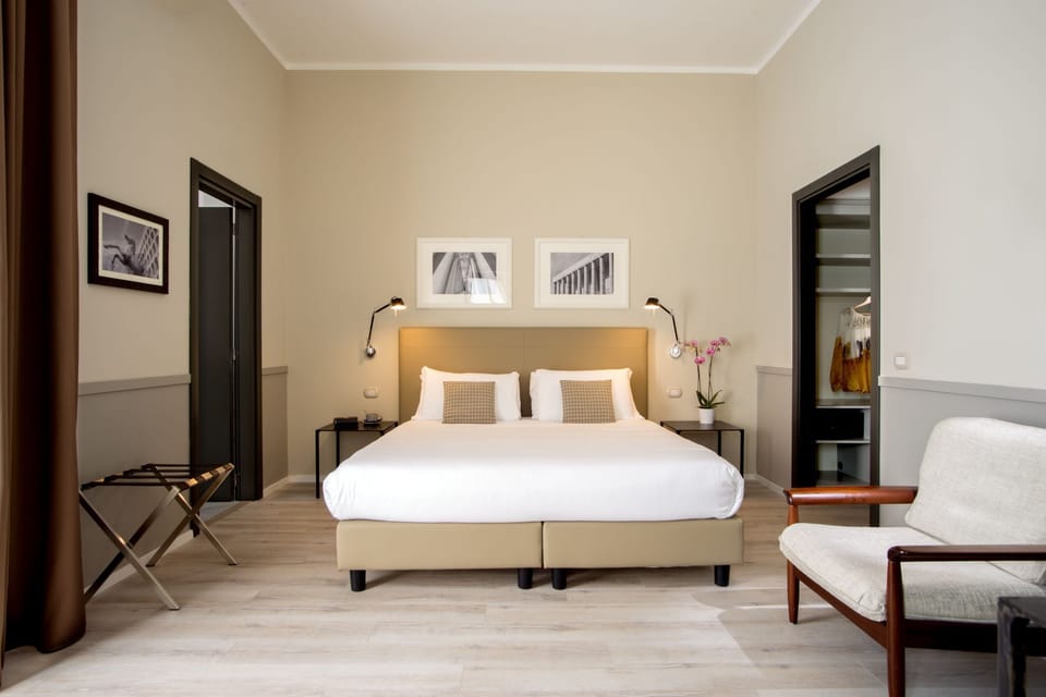 Double or Twin Room | Safe