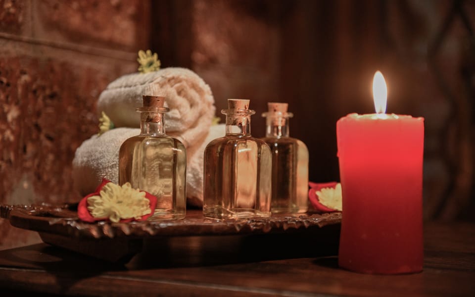 Couples treatment rooms, body treatments, aromatherapy