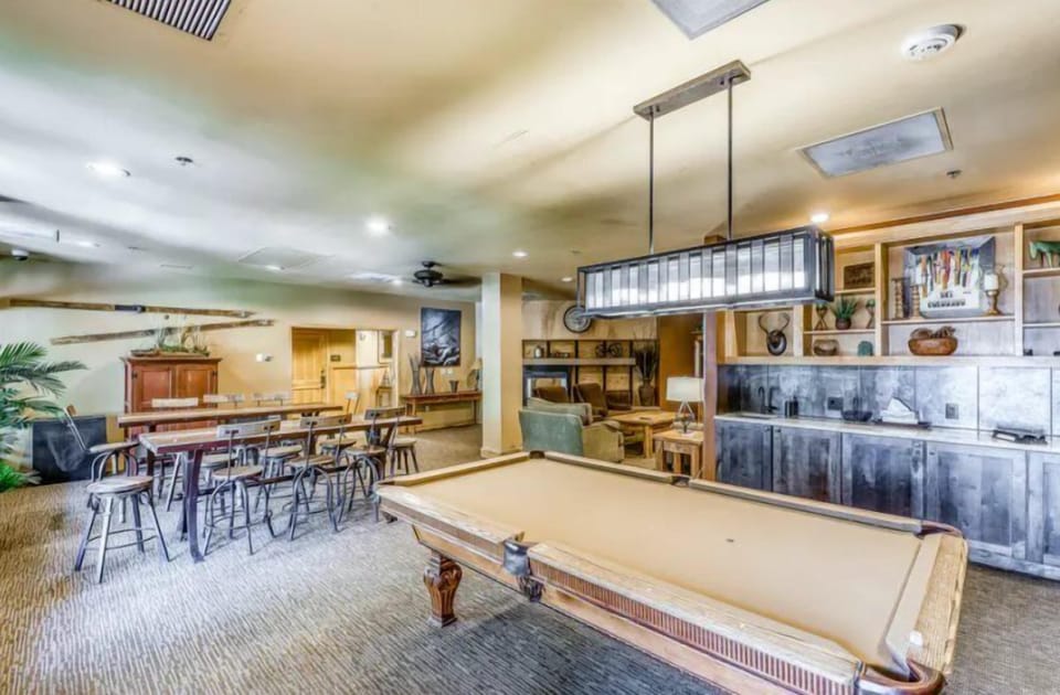 Condo (River Run Village 1 Bedroom Renovated) | Exterior