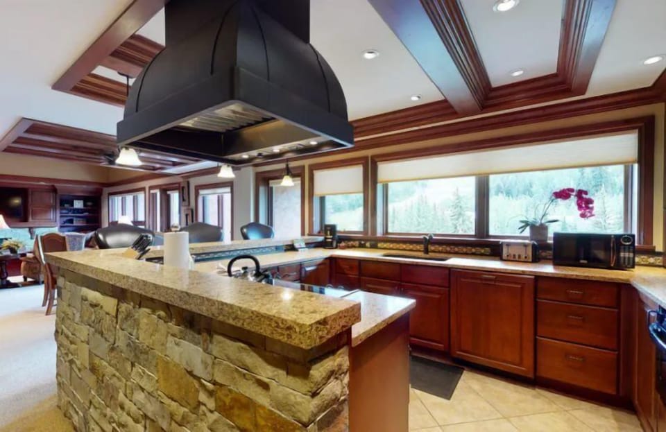 Condo (Exclusive 4 Bedroom Ski in, Ski out V) | Exterior