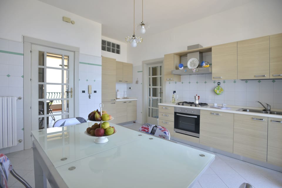 Basic Apartment, Private Bathroom (Casa Alice) | Interior