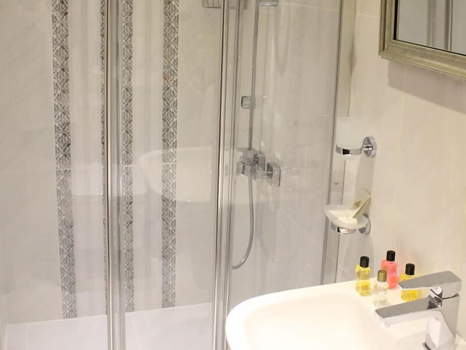 Regency World Suite Istanbul Hotel in Istanbul