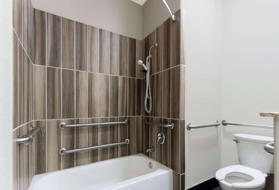 Super 8 by Wyndham San Antonio Near Fort Sam Houston Motel in San Antonio