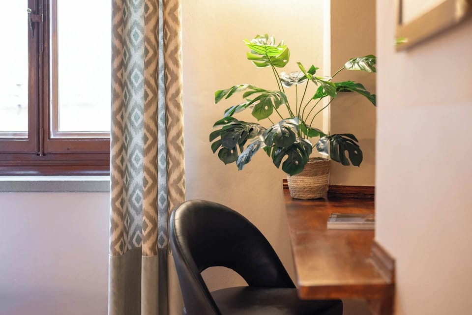 Classic Double or Twin Room | Hypo-allergenic bedding available, minibar, in-room safe, desk