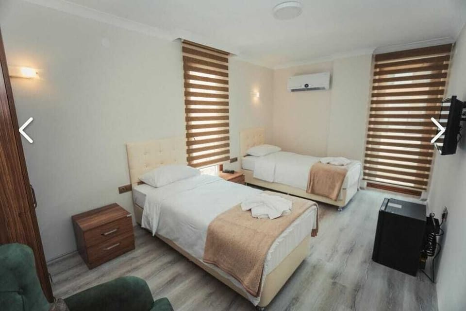 Premium bedding, minibar, desk, laptop workspace