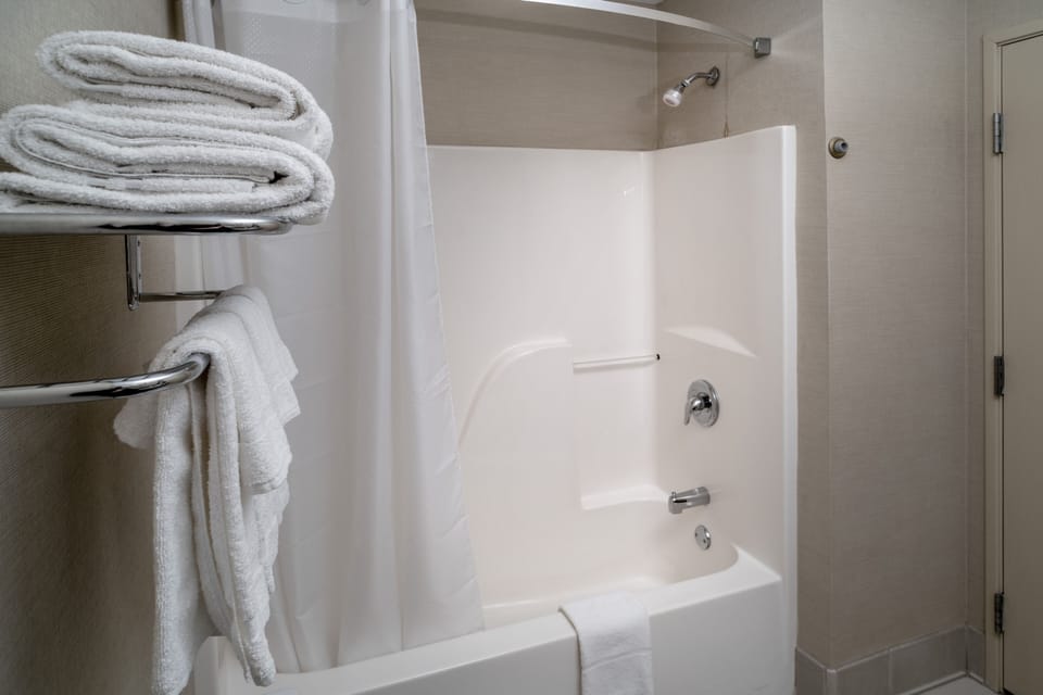 Country Inn & Suites by Radisson, Charleston South, WV Hotel in Charleston