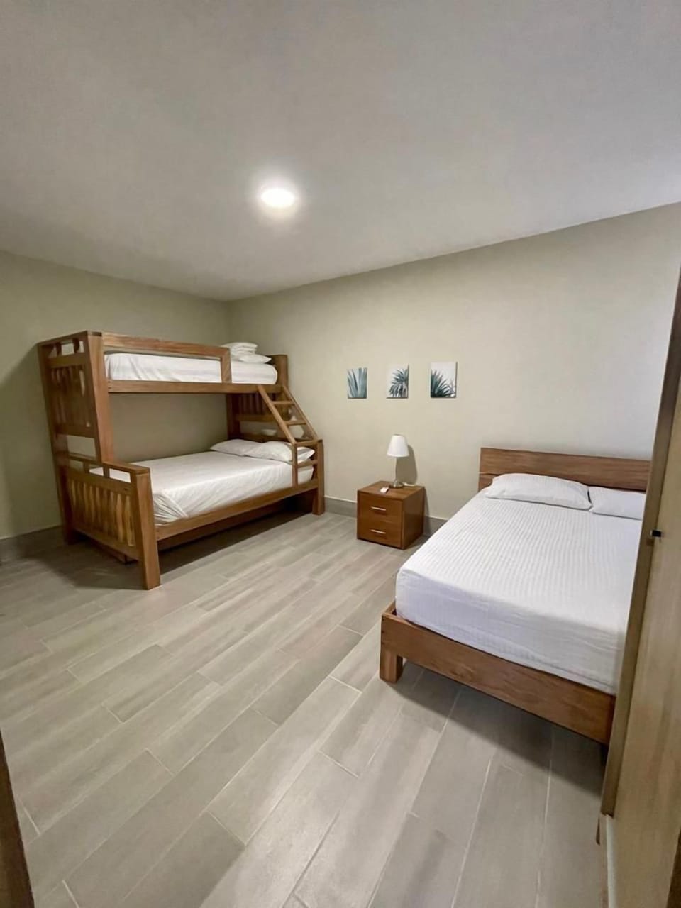 Premium bedding, WiFi (free), bed sheets