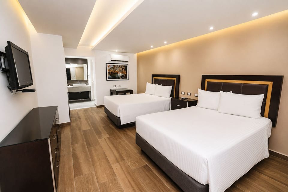 Standard Room, 2 Double Beds | Premium bedding, pillowtop beds, in-room safe, desk