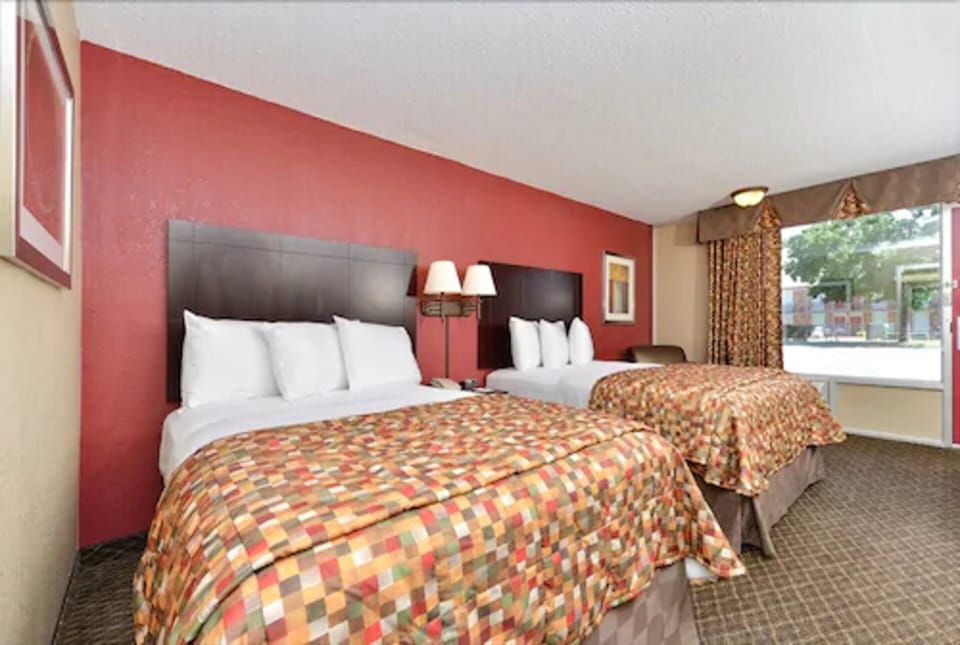 Desk, rollaway beds, free WiFi, bed sheets