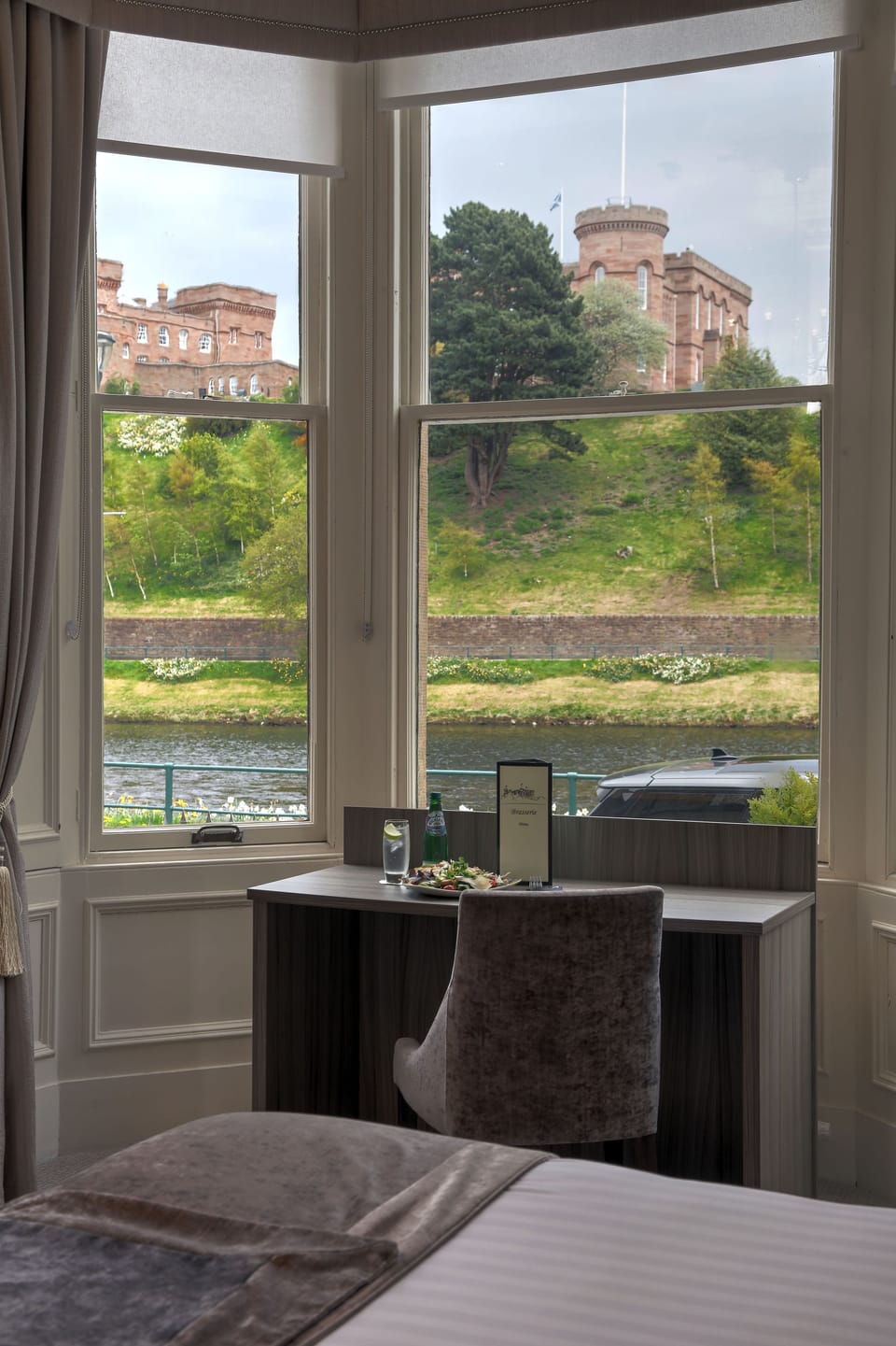 Executive Room, 1 Double Bed, Non Smoking (View) | Desk, laptop workspace, blackout drapes, iron/ironing board
