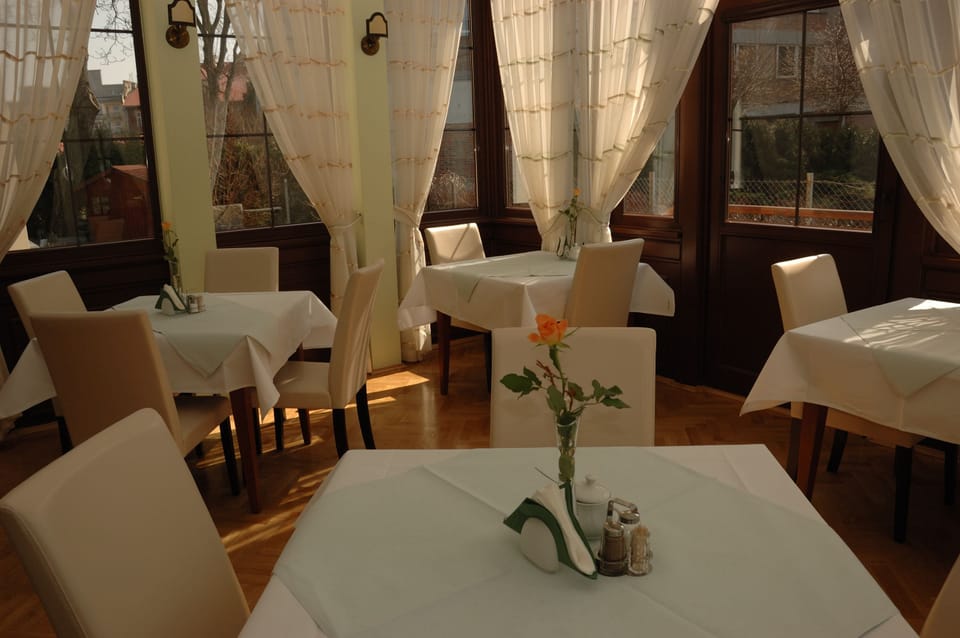 Breakfast and dinner served, Polish cuisine