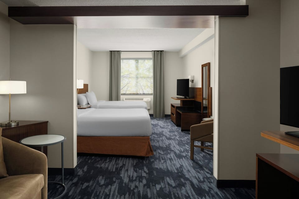 Studio, Multiple Beds, Hearing Accessible (Roll-in Shower) | In-room safe, desk, iron/ironing board, cribs (surcharge)