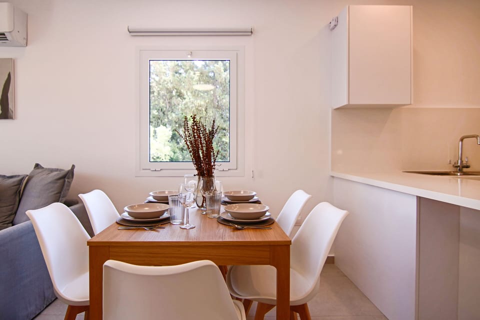 Luxury Apartment | Dining room