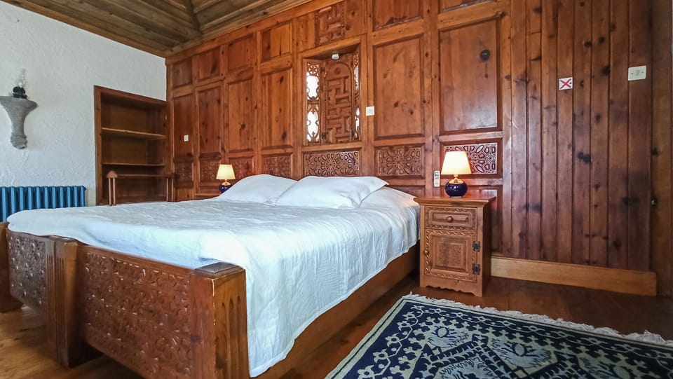 Deluxe Double Room, 1 King Bed | Desk, laptop workspace, free WiFi