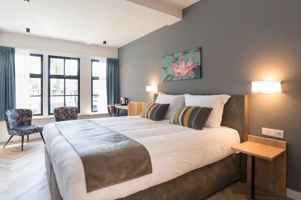 Deluxe Double Room | Egyptian cotton sheets, premium bedding, minibar, desk